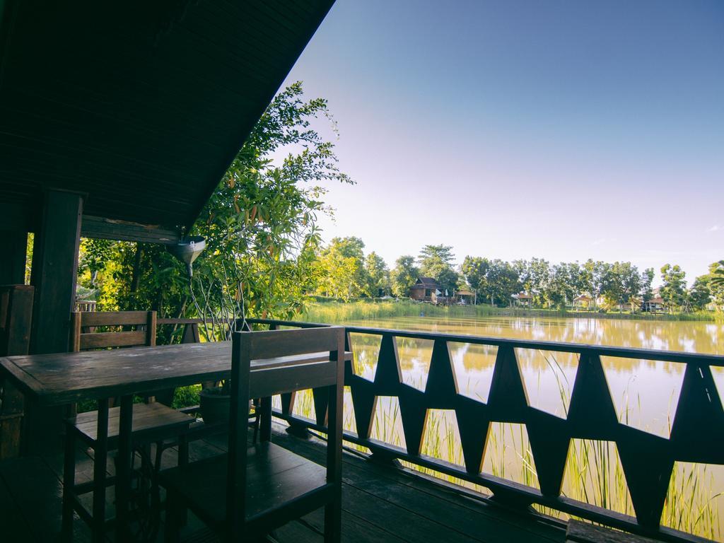 Tanita Lagoon Resort Udon Thani Ruang foto