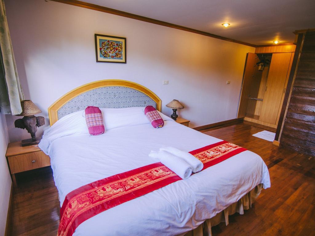 Tanita Lagoon Resort Udon Thani Ruang foto