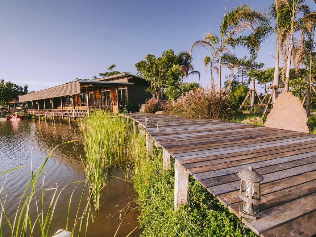 Tanita Lagoon Resort Udon Thani Ruang foto